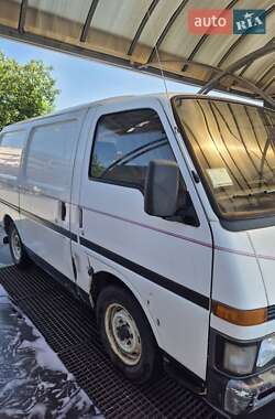 Минивэн Isuzu Midi 1994 в 