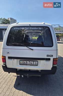 Минивэн Isuzu Midi 1994 в 