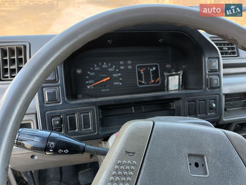 Минивэн Isuzu Midi 1989 в Городенке