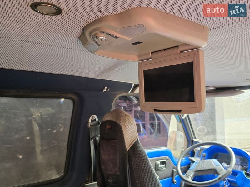 Грузопассажирский фургон Isuzu Midi 1991 в Хмельницком