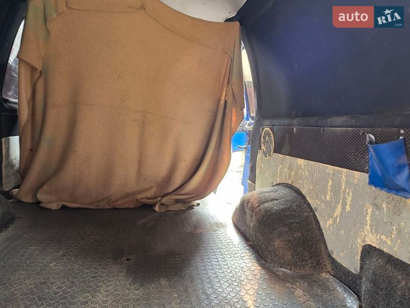 Грузопассажирский фургон Isuzu Midi 1991 в Хмельницком