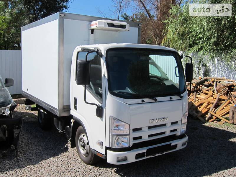 Вантажний фургон Isuzu NLR 2013 в 