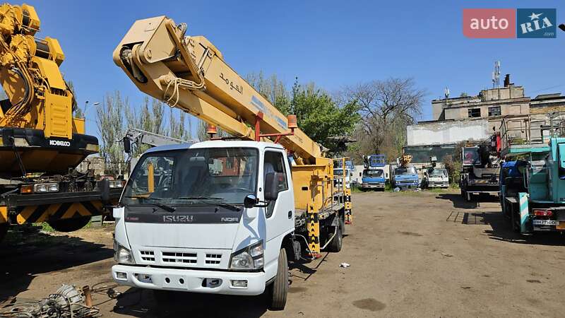 Автовышка Isuzu NLR 2008 в Одессе