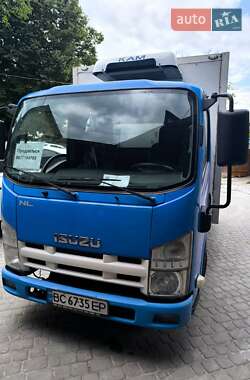 Грузовой фургон Isuzu NLR 2013 в Хмельницком