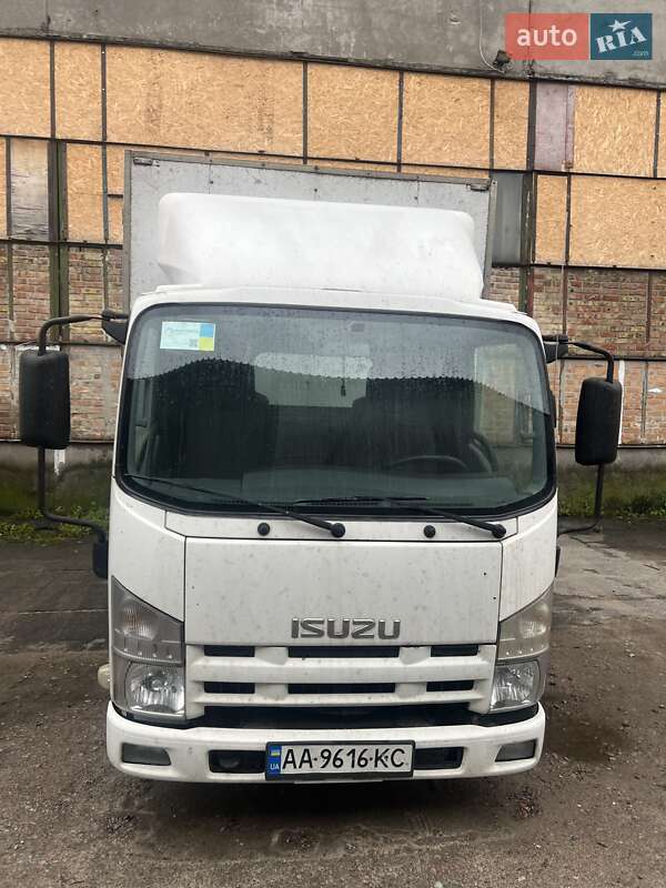 Грузовой фургон Isuzu NMR 2015 в Киеве фото 3 Грузовой фургон Isuzu NMR 2015 в Киеве