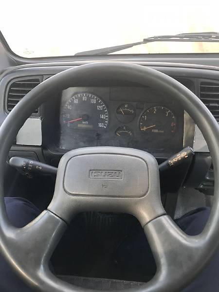 Шасі Isuzu NQR 2010 в Черкасах