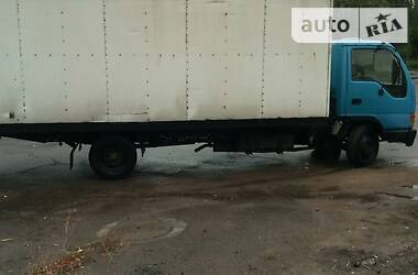 Грузовой фургон Isuzu NQR 2006 в Черкассах