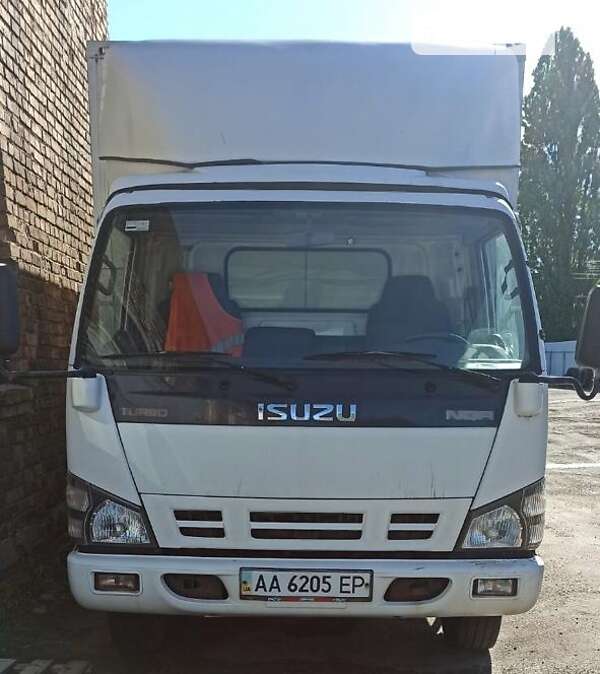 Вантажний фургон Isuzu NQR 2007 в Києві