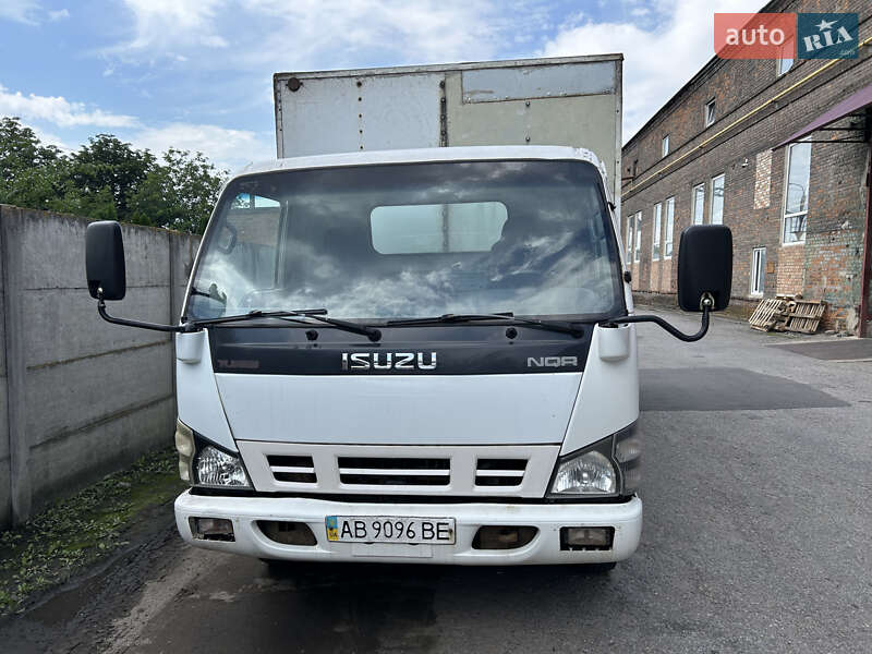 Вантажний фургон Isuzu NQR 2008 в 
