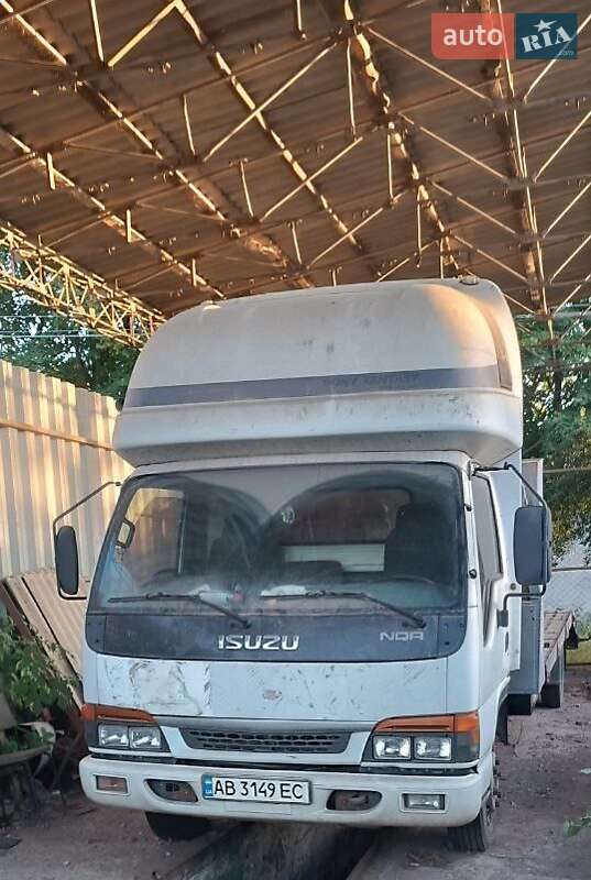 Isuzu NQR 2006