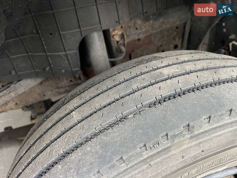 Грузовой фургон Isuzu NQR 2013 в Львове фото 4 Грузовой фургон Isuzu NQR 2013 в Львове