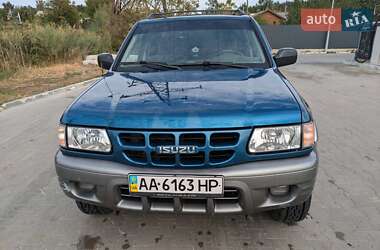 Внедорожник / Кроссовер Isuzu Rodeo 2002 в 