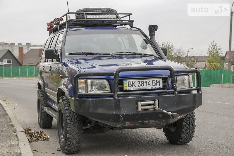 Isuzu Trooper 1998