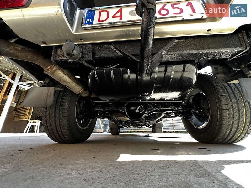 Внедорожник / Кроссовер Isuzu Trooper 2002 в Сумах