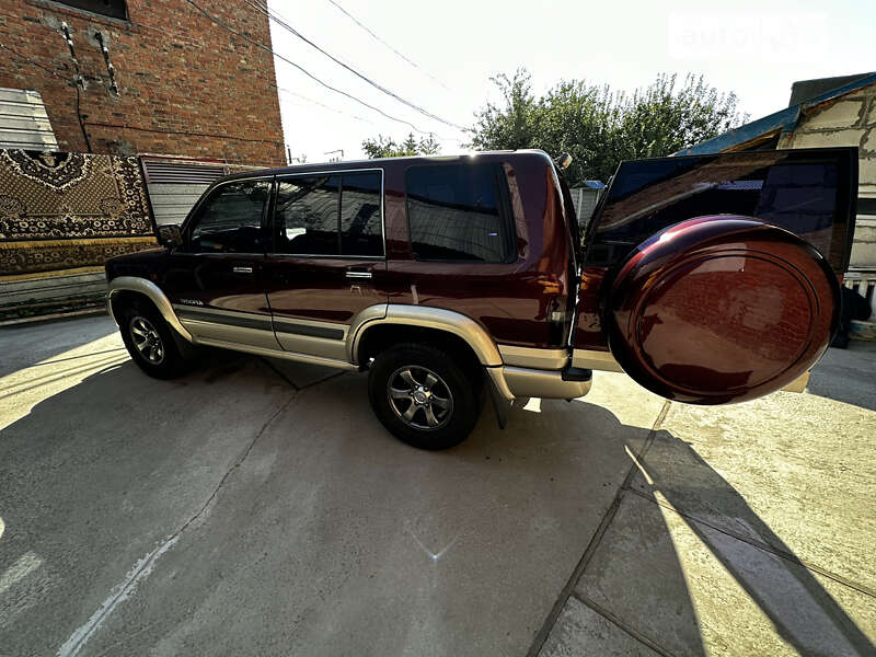 Внедорожник / Кроссовер Isuzu Trooper 2002 в Сумах