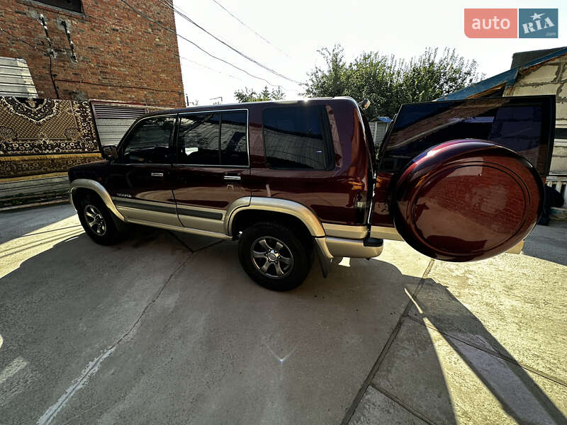Isuzu Trooper 2002