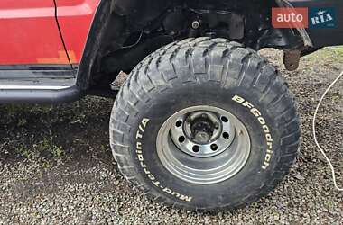 Внедорожник / Кроссовер Isuzu Trooper 1990 в 