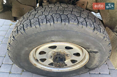 Внедорожник / Кроссовер Isuzu Trooper 1991 в 