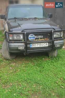 Внедорожник / Кроссовер Isuzu Trooper 1996 в Буске