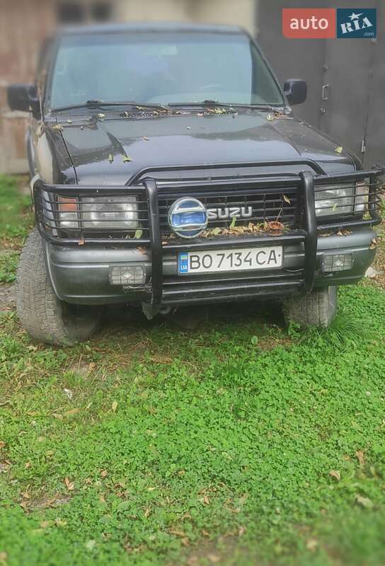 Внедорожник / Кроссовер Isuzu Trooper 1996 в Буске