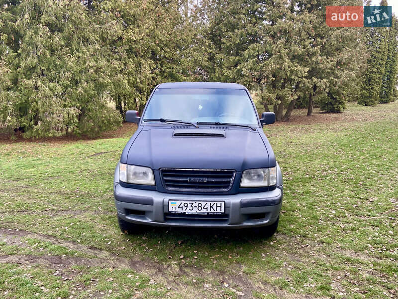 Внедорожник / Кроссовер Isuzu Trooper 1998 в Черкассах