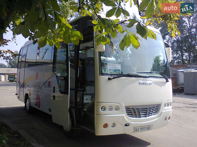 Isuzu Turkuaz 2005