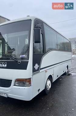 Туристический / Междугородний автобус Isuzu Turquoise 2004 в 