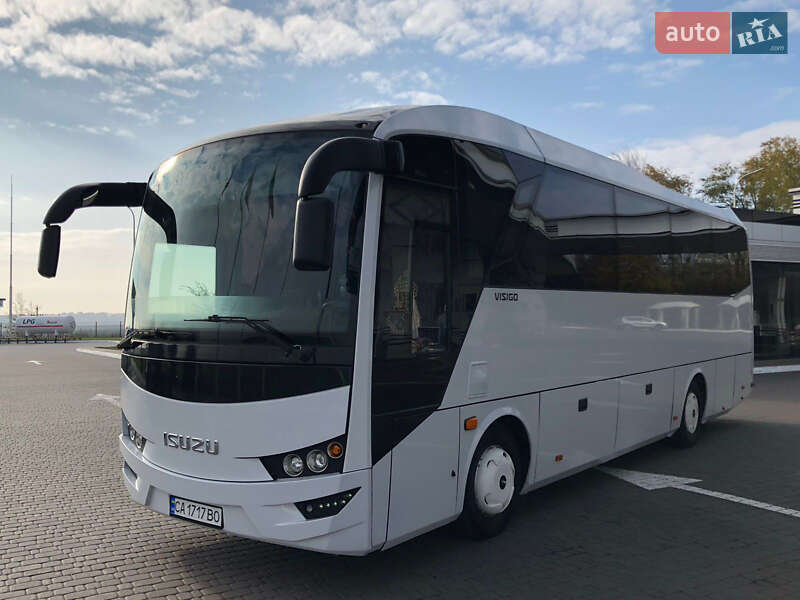 Туристический / Междугородний автобус Isuzu Visigo 2013 в Умани