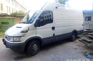 Микроавтобус Iveco 35C13 2004 в Киеве