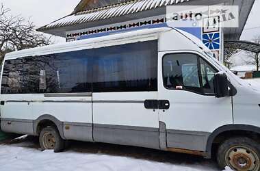 Другие автобусы Iveco 35C13 2001 в Косове