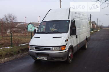 Грузовой фургон Iveco 35C13 2004 в Рогатине