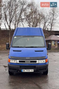 Автовоз Iveco 35C13 2003 в Рівному