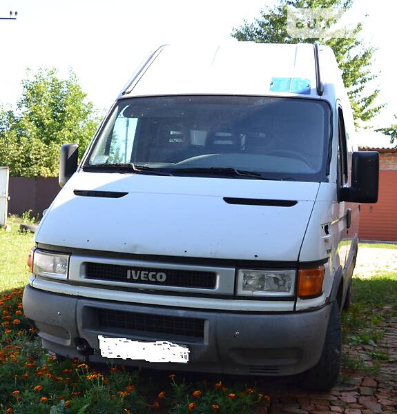 Грузопассажирский фургон Iveco 35S13 2003 в Монастырище