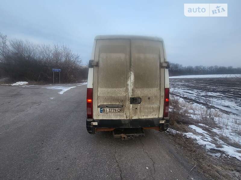 Грузовой фургон Iveco 35S13 2000 в Харькове