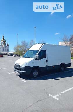 Грузовой фургон Iveco 35S13 2014 в Запорожье