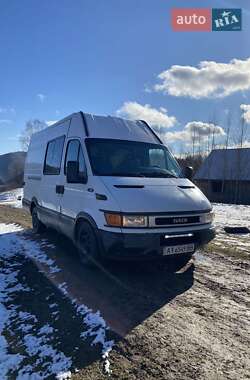 Вантажний фургон Iveco 35S13 2004 в Коломиї