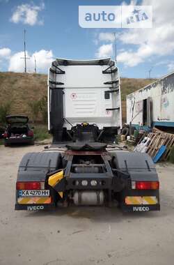 Тягач Iveco  2009 в 