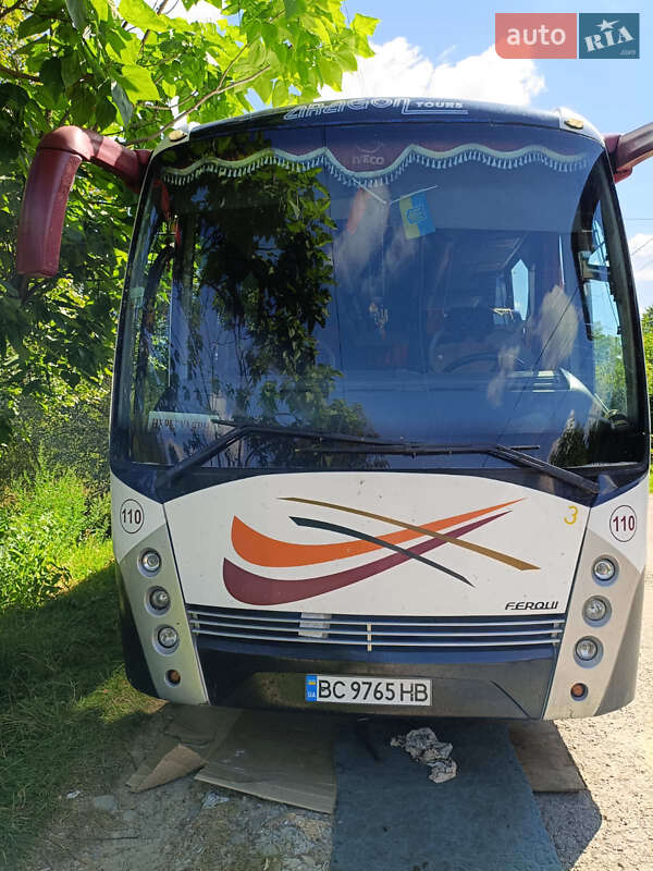 Туристический / Междугородний автобус Iveco CC150E 2006 в Шептицькому