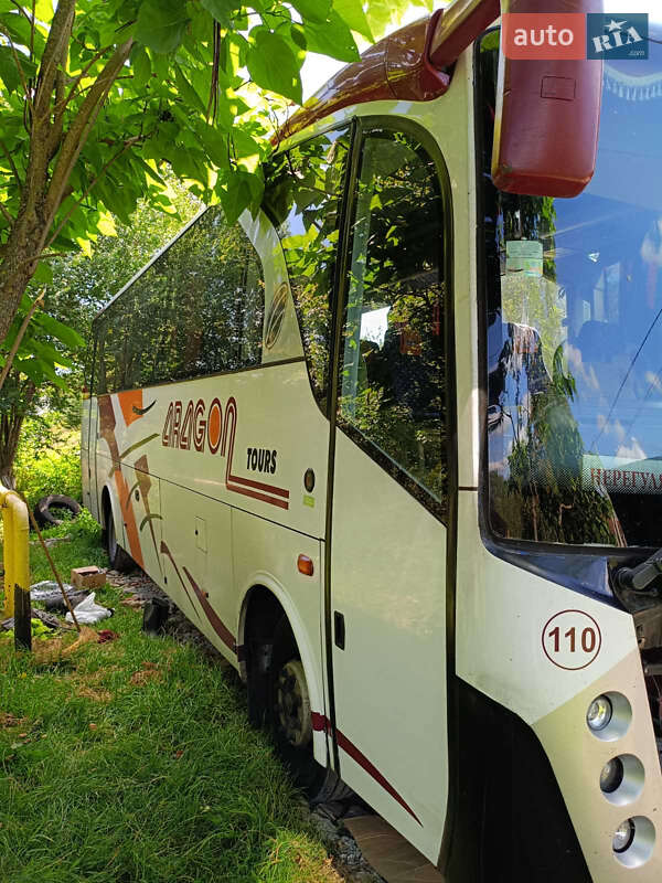 Туристический / Междугородний автобус Iveco CC150E 2006 в Шептицькому