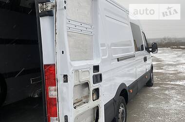 Вантажопасажирський фургон Iveco Daily груз.-пасс. 2007 в Волочиську