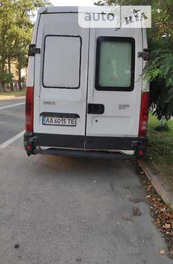 Вантажний фургон Iveco Daily груз. 2006 в Києві