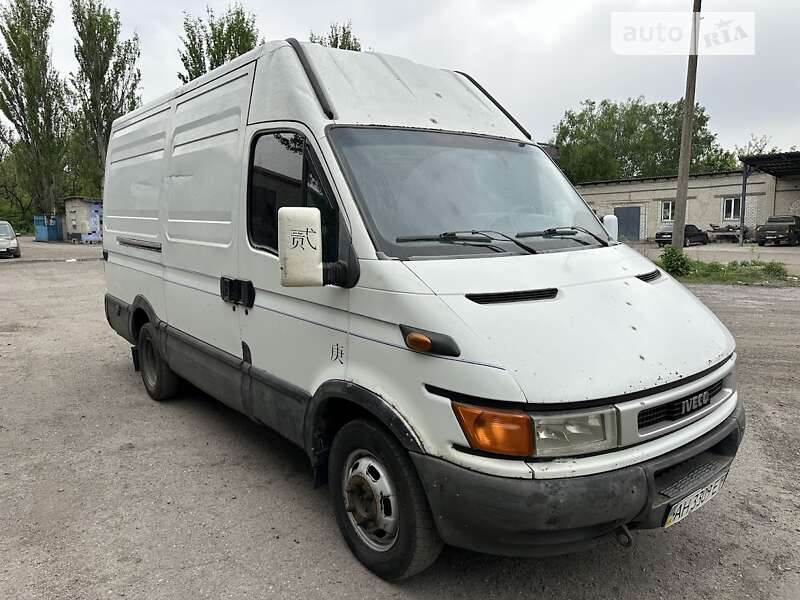 Вантажний фургон Iveco Daily груз. 2004 в Дніпрі