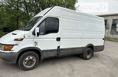 Вантажний фургон Iveco Daily груз. 2004 в Дніпрі