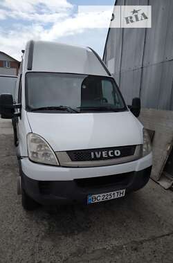 Грузовой фургон Iveco Daily груз. 2009 в Львове