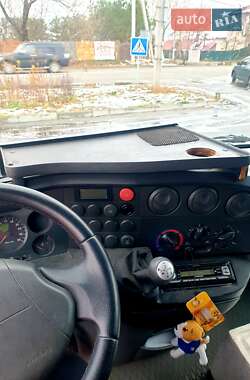 Грузовой фургон Iveco Daily груз. 2006 в Киеве