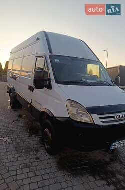 Вантажний фургон Iveco Daily груз. 2008 в Мостиській