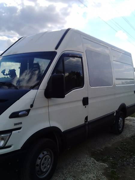 Минивэн Iveco Daily пасс. 2005 в Черновцах