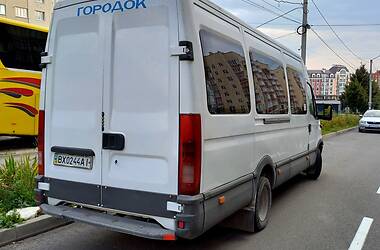 Мікроавтобус Iveco Daily пасс. 2001 в Хмельницькому