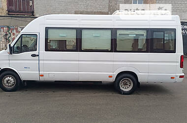 Микроавтобус Iveco Daily пасс. 2015 в Киеве
