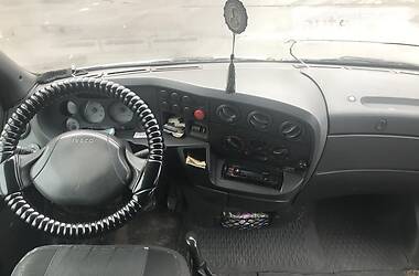 Микроавтобус Iveco Daily 2000 в 